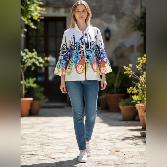 Damee - Picture 1 of 16